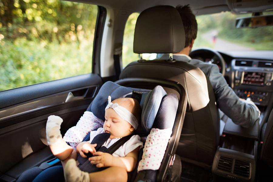 Fotelik samochodowy, który rośnie z dzieckiem